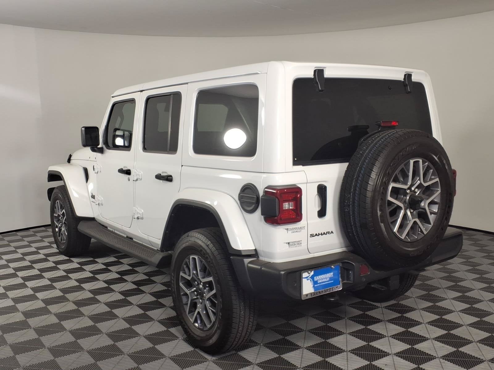 2025 Jeep Wrangler — side profile view